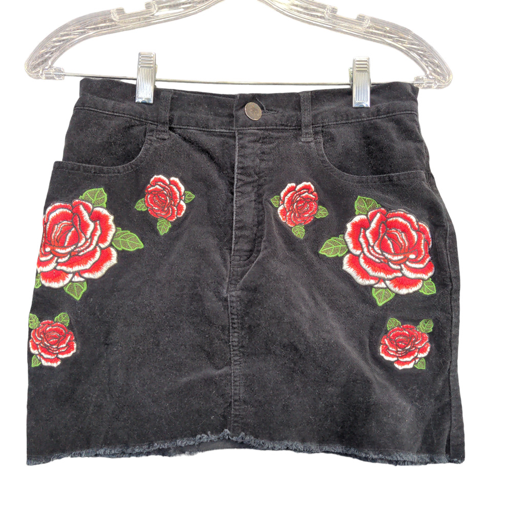 Forever 21 Women's Skirt Black Size Small Black Cotton Spandex Blend